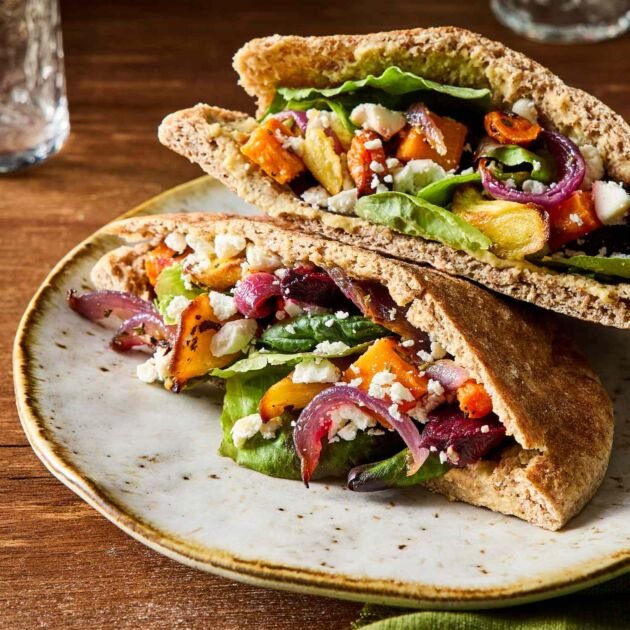 Hummus & Pitta with Salad